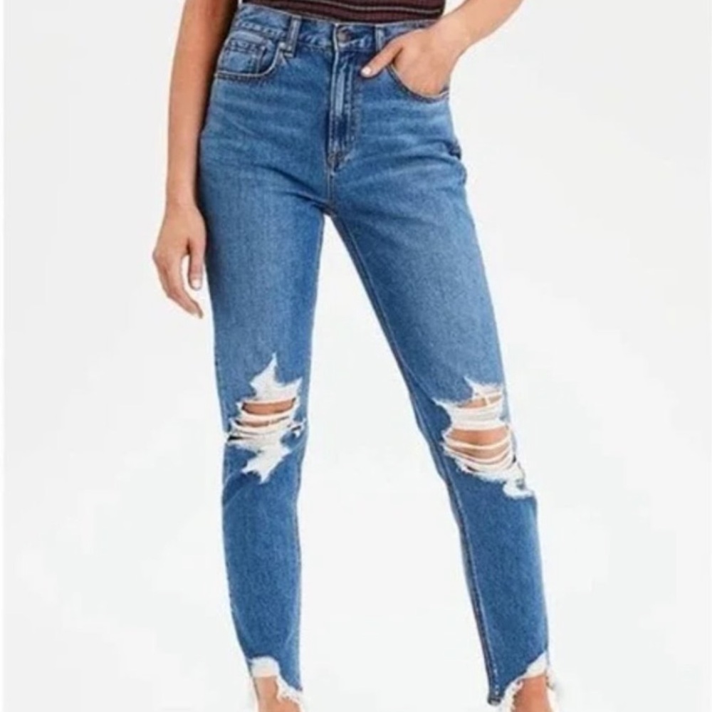 American Eagle Distressed Mom Jean